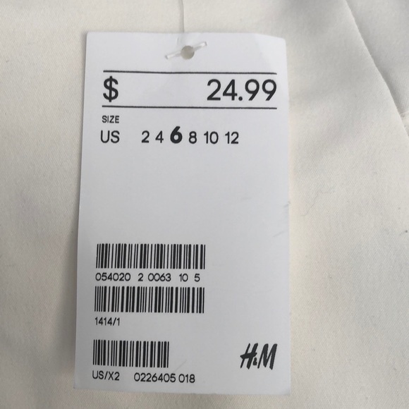 White skirt - Picture 2 of 2